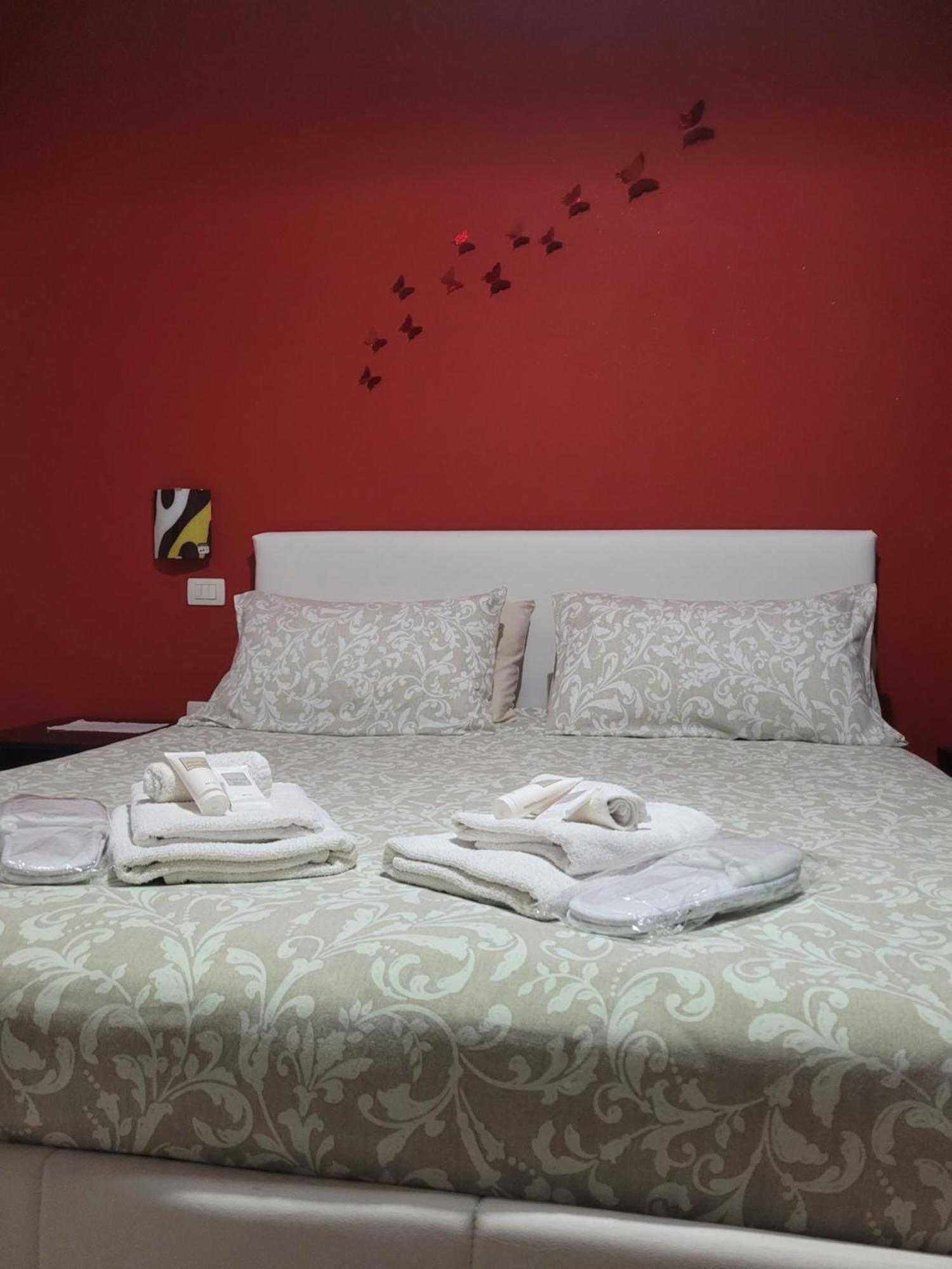 Butterflyhouse Villa Monserrato Exterior photo